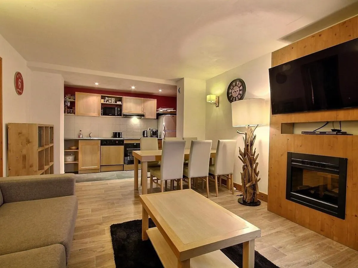 Bel Appart Pmr Avec Piscine Et Spa, 6 Pers, Au Pied Des Pistes - Fr-1-455-234 La Plagne-Tarentaise Apartment